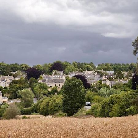Amarelo Apartment, Central Charlbury, 1 Super King Bed 外观 照片